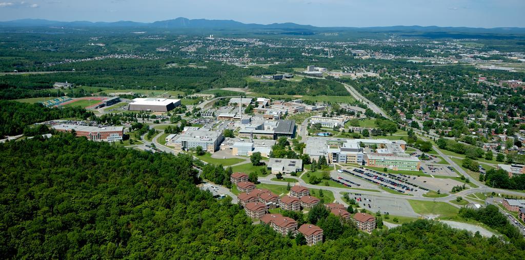 Au Campus-Hebergement Hotelier Universite De Шербрук Екстериор снимка